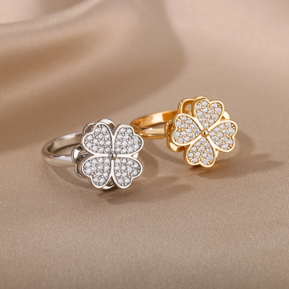 Women's Clover Ring - Image 5