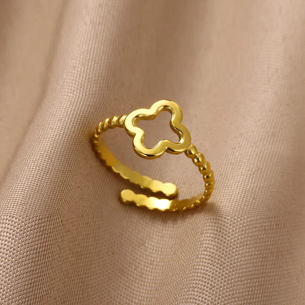 Gold Clover Ring - Image 3