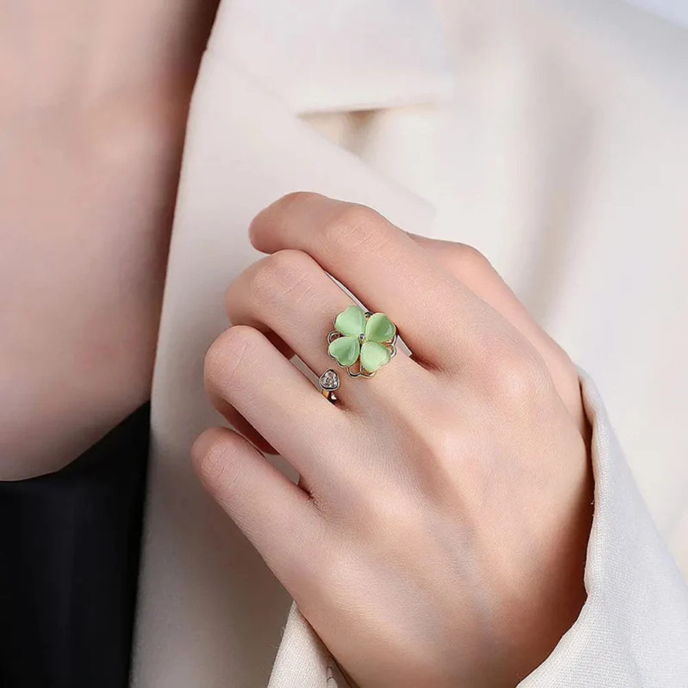 Green Clover Ring - Image 2