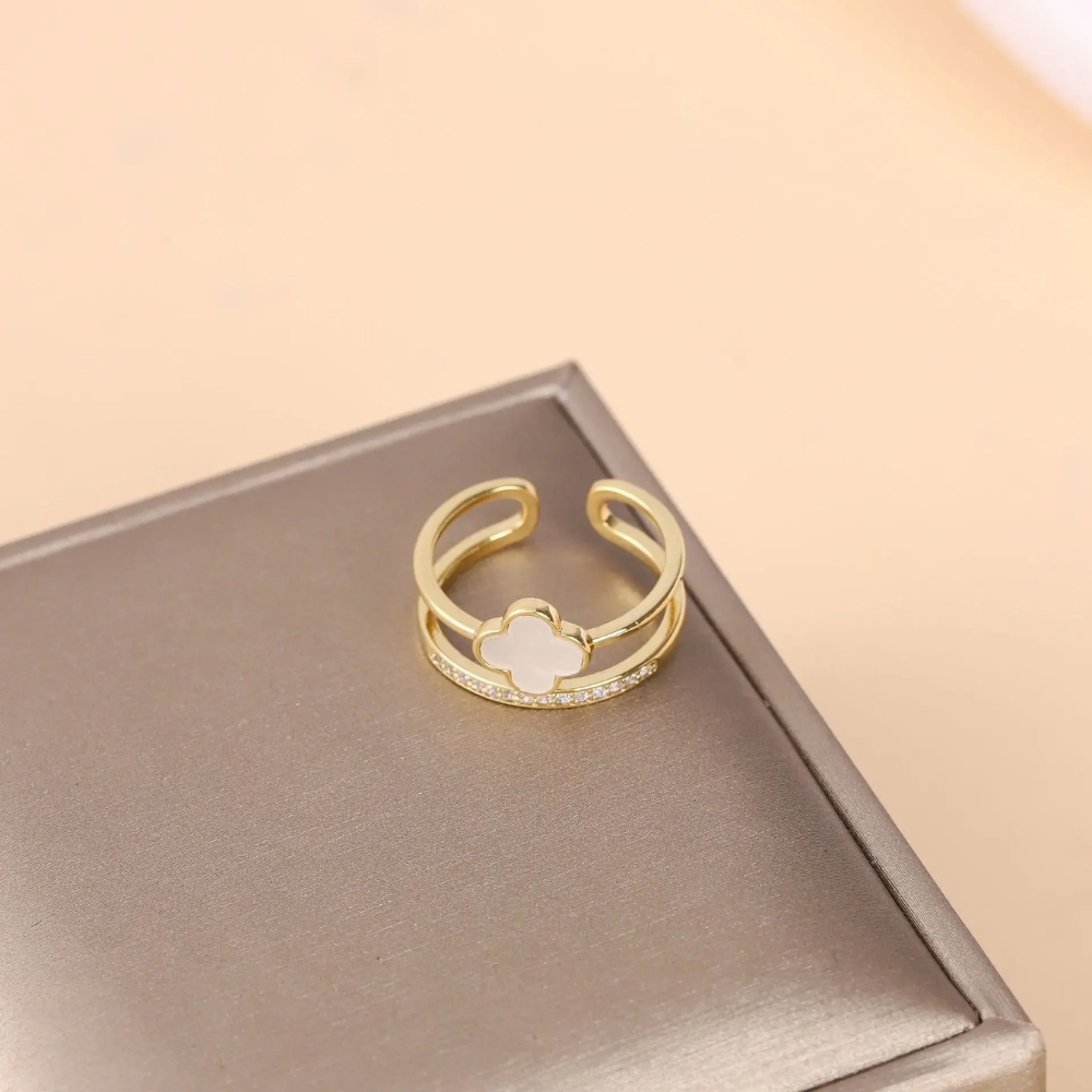Black Clover Ring