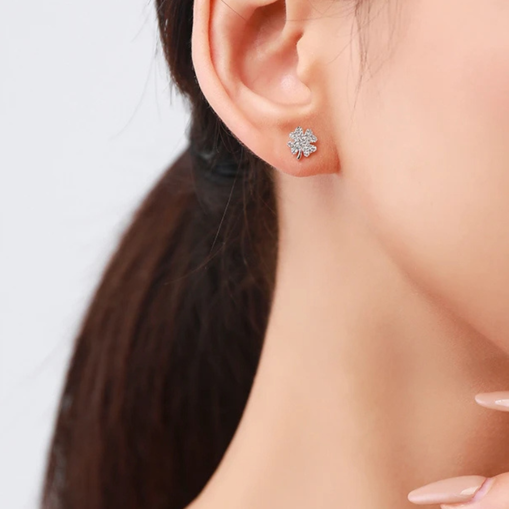 Laura Clover Earrings - Image 2