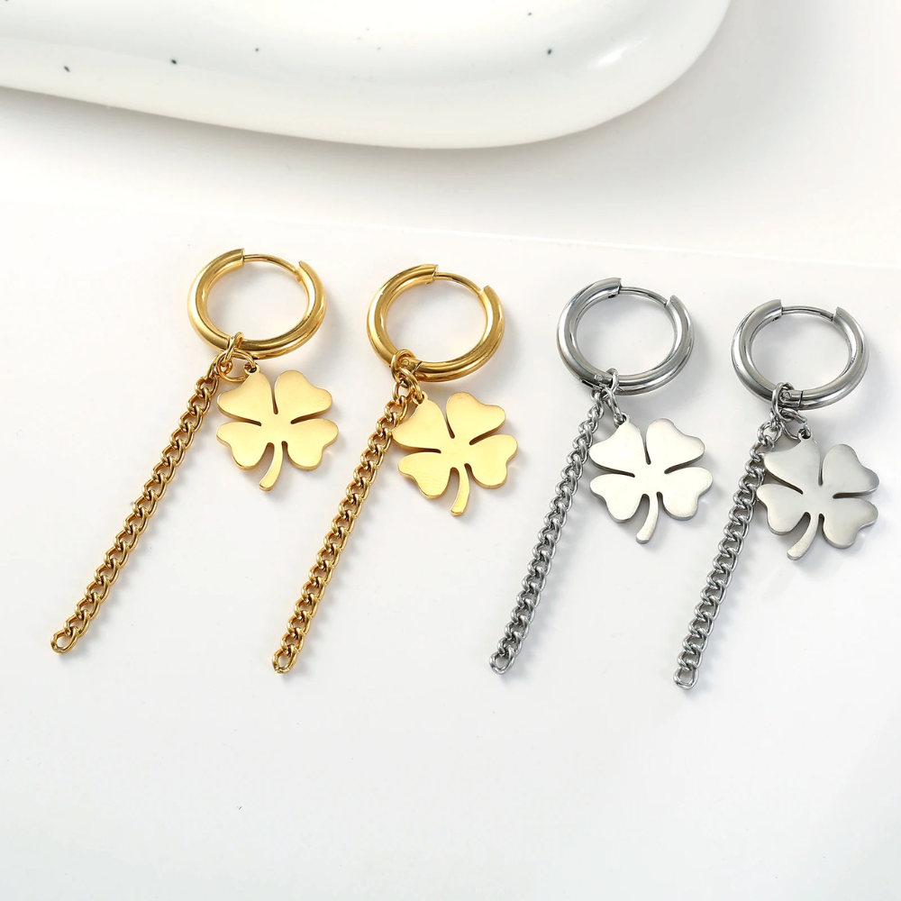 Swanne Clover Earrings - Image 3