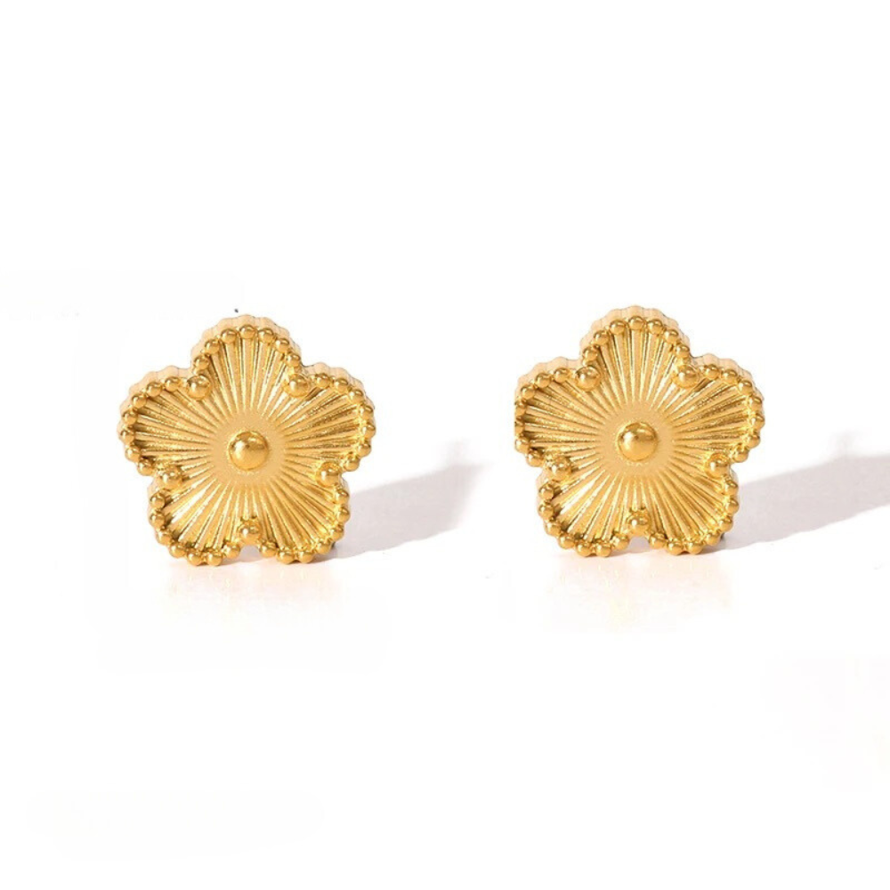 Simple Clover Earrings - Image 6