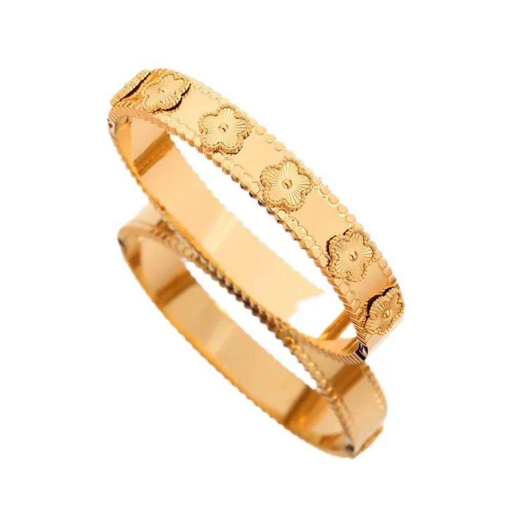 Emilie Clover Bracelet - Image 3