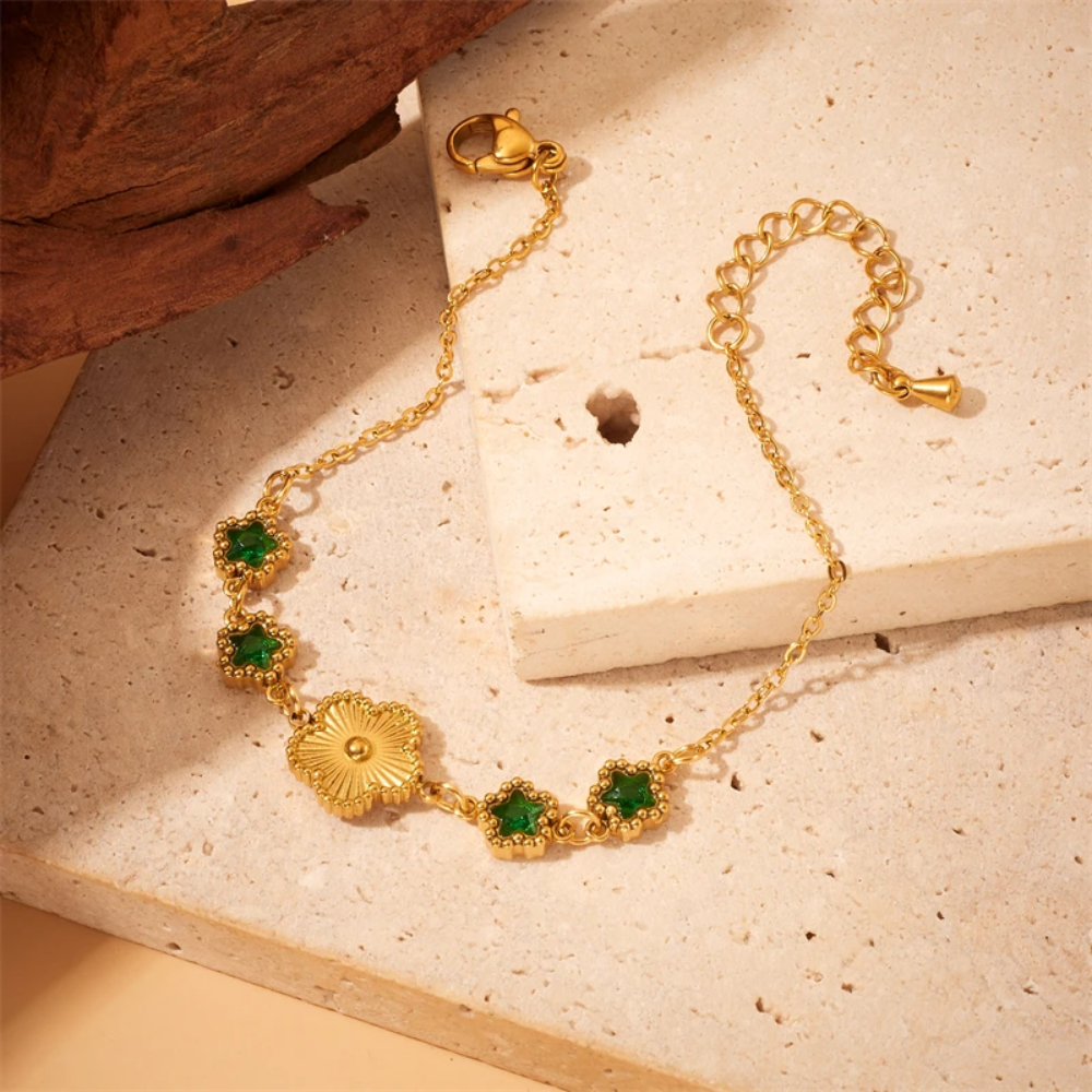 Lana Clover Bracelet - Image 7