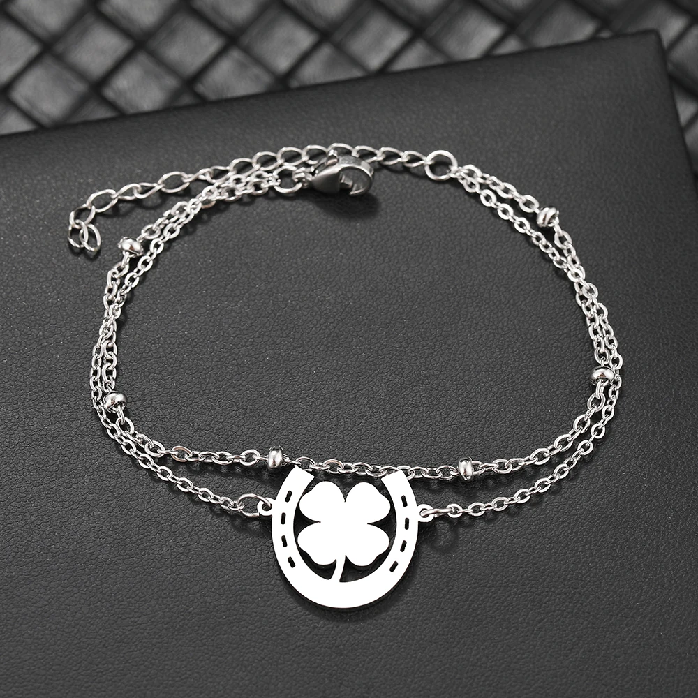 Horseshoe Clover Bracelet - Image 4