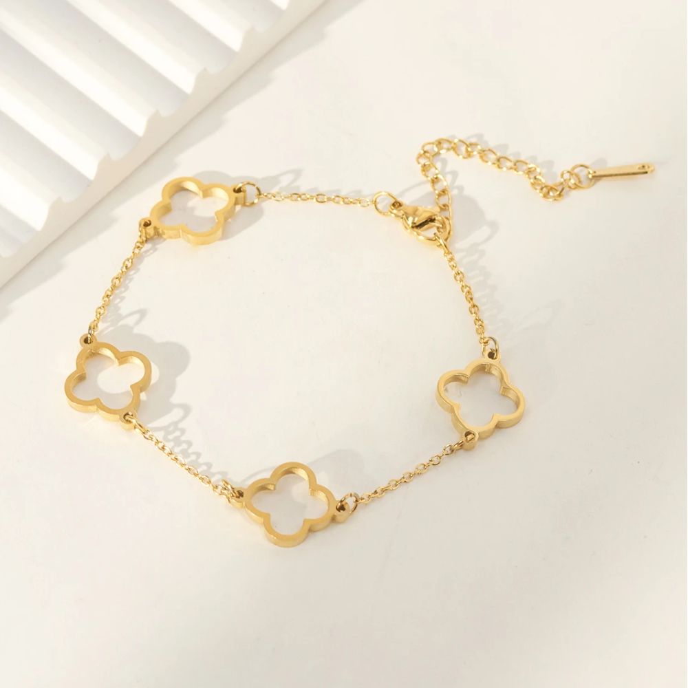 Treasure Clover Bracelet - Image 4