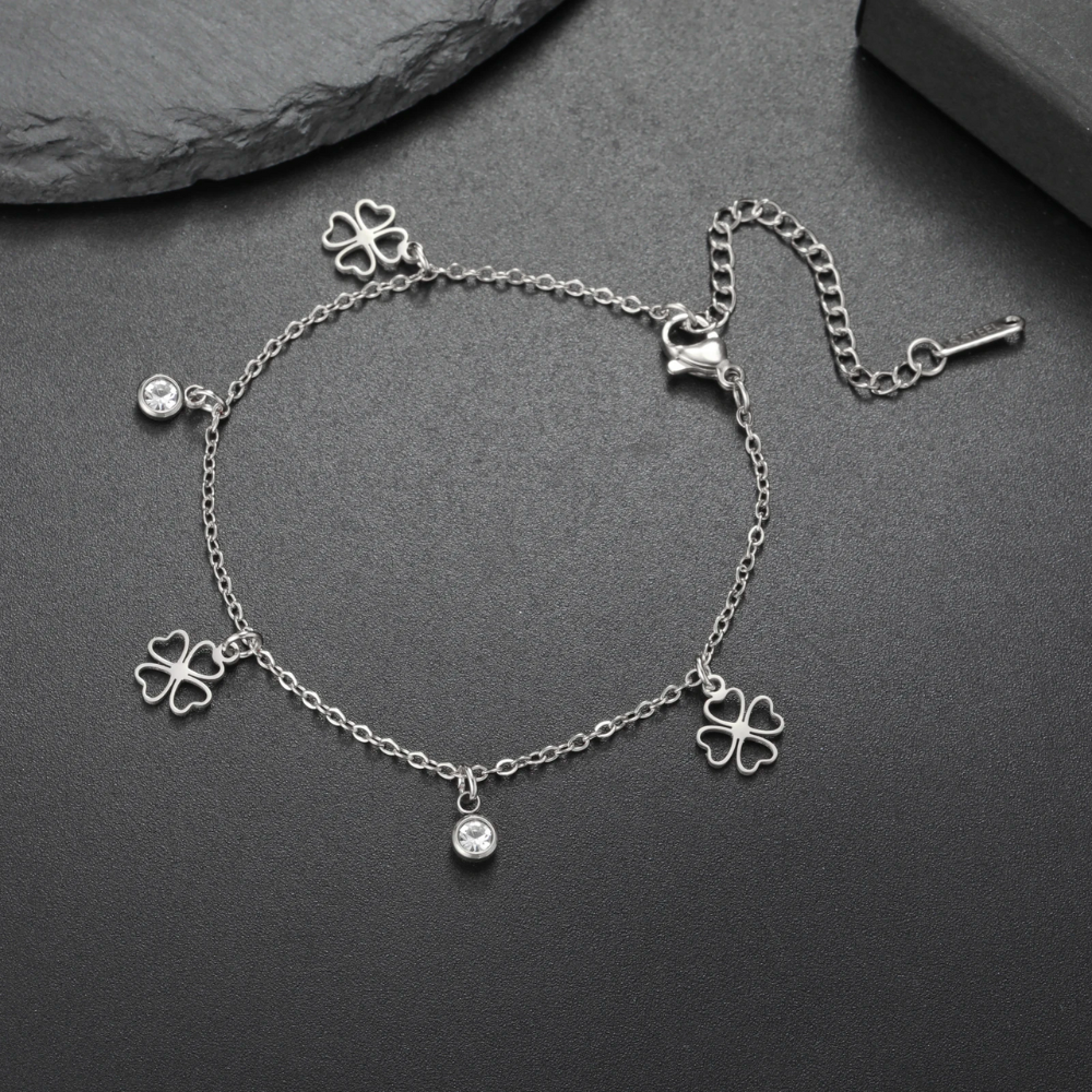 Diamond Clover Bracelet - Image 6