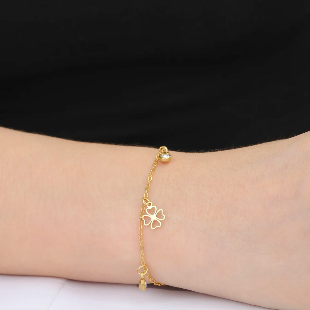 Diamond Clover Bracelet - Image 3