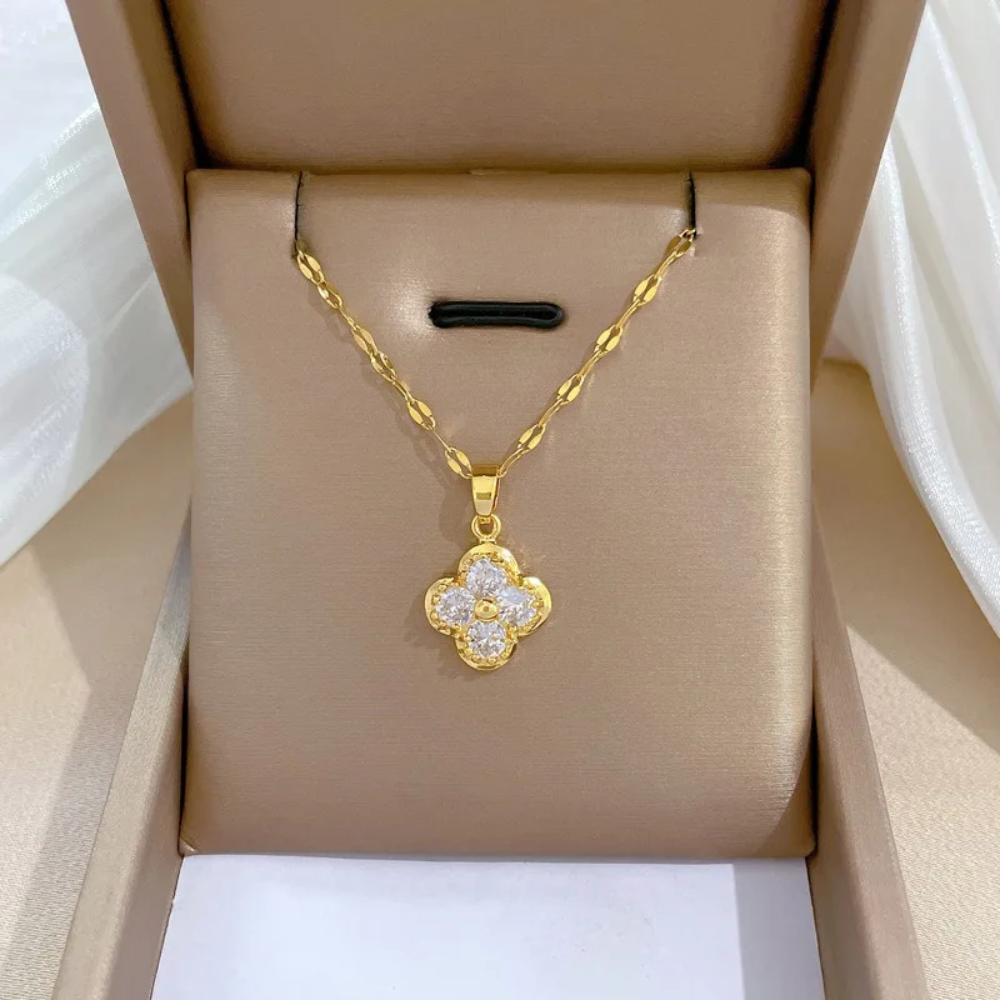 Diamond Clover Necklace - Image 5