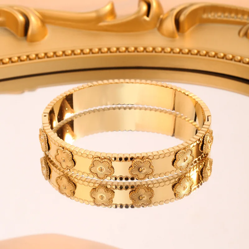 Emilie Clover Bracelet - Image 5