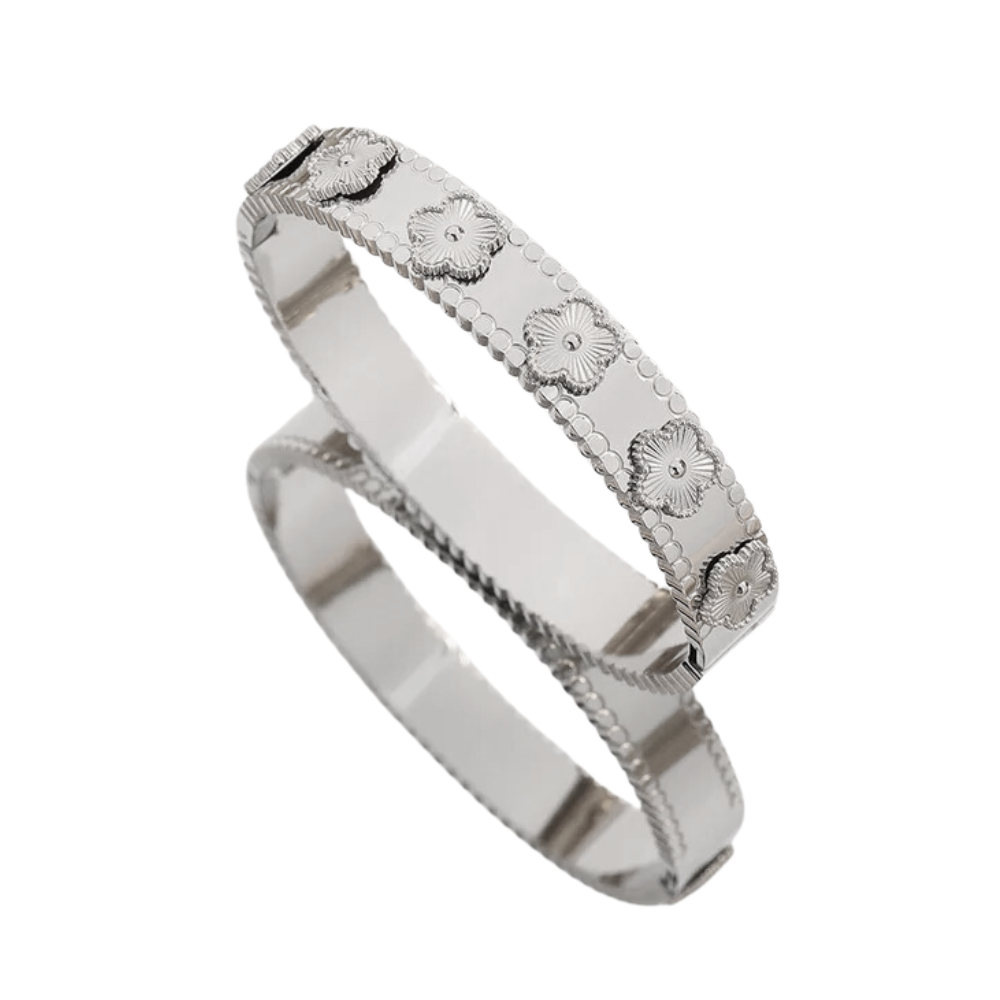 Emilie Clover Bracelet - Image 4