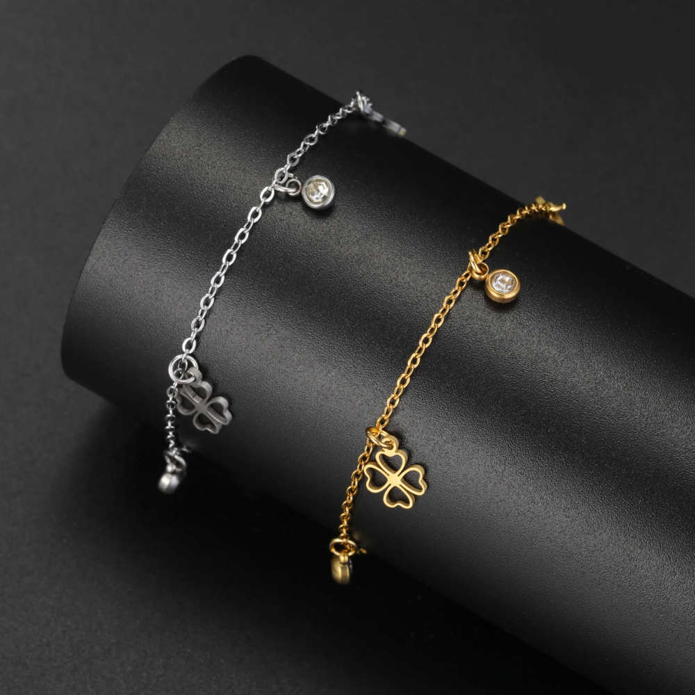 Diamond Clover Bracelet - Image 4
