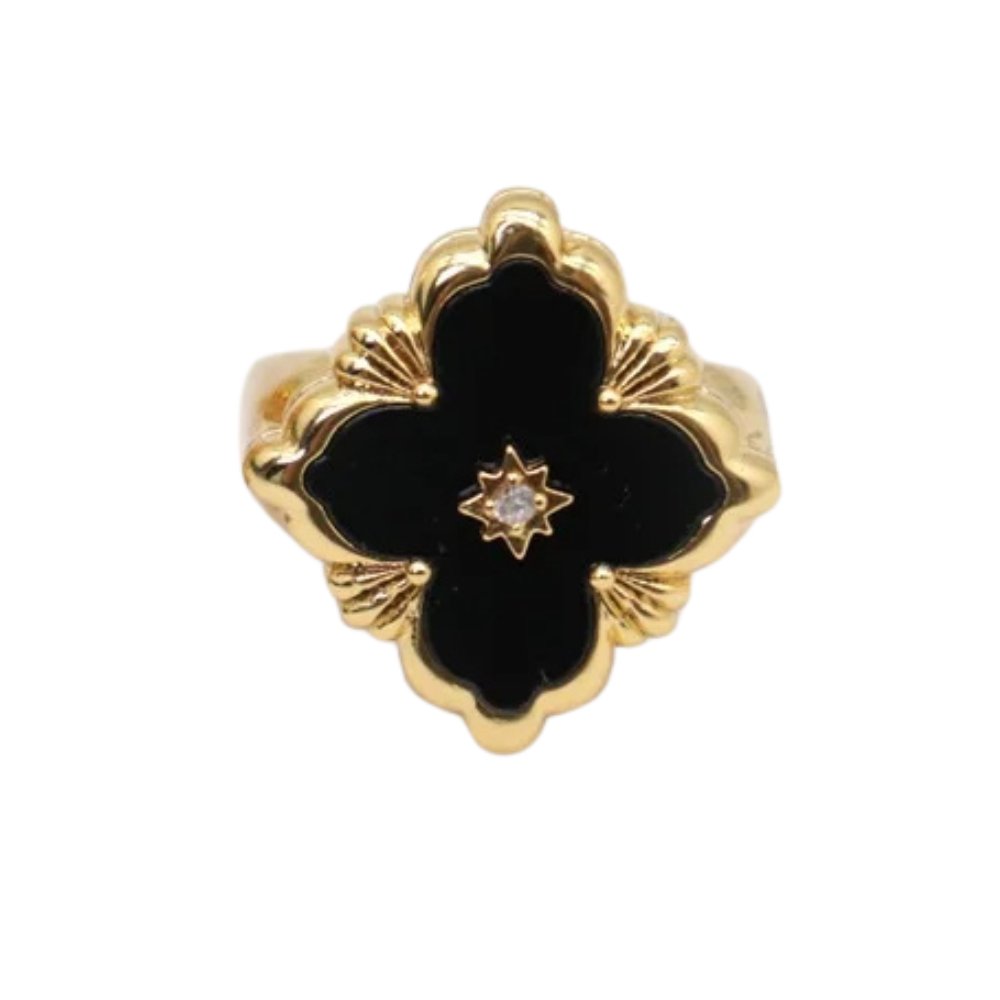 Clover Design Ring