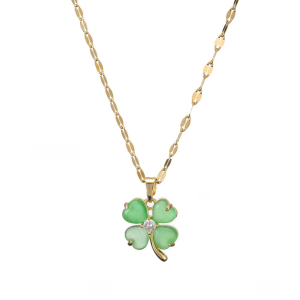 Clover Pendant Necklace