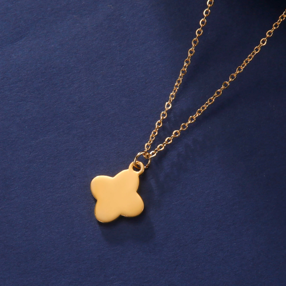 Women's Clover Necklace - Image 4