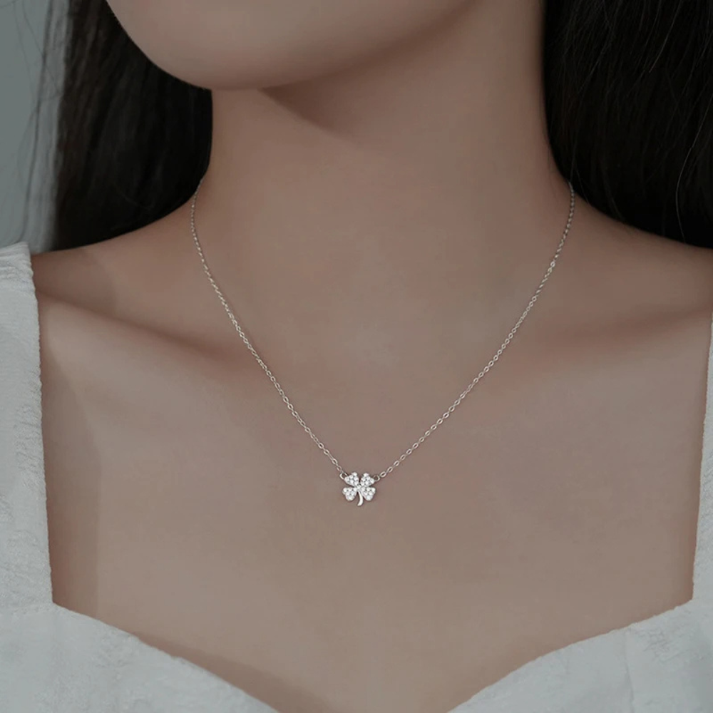Rhinestone Clover Necklace - Image 3