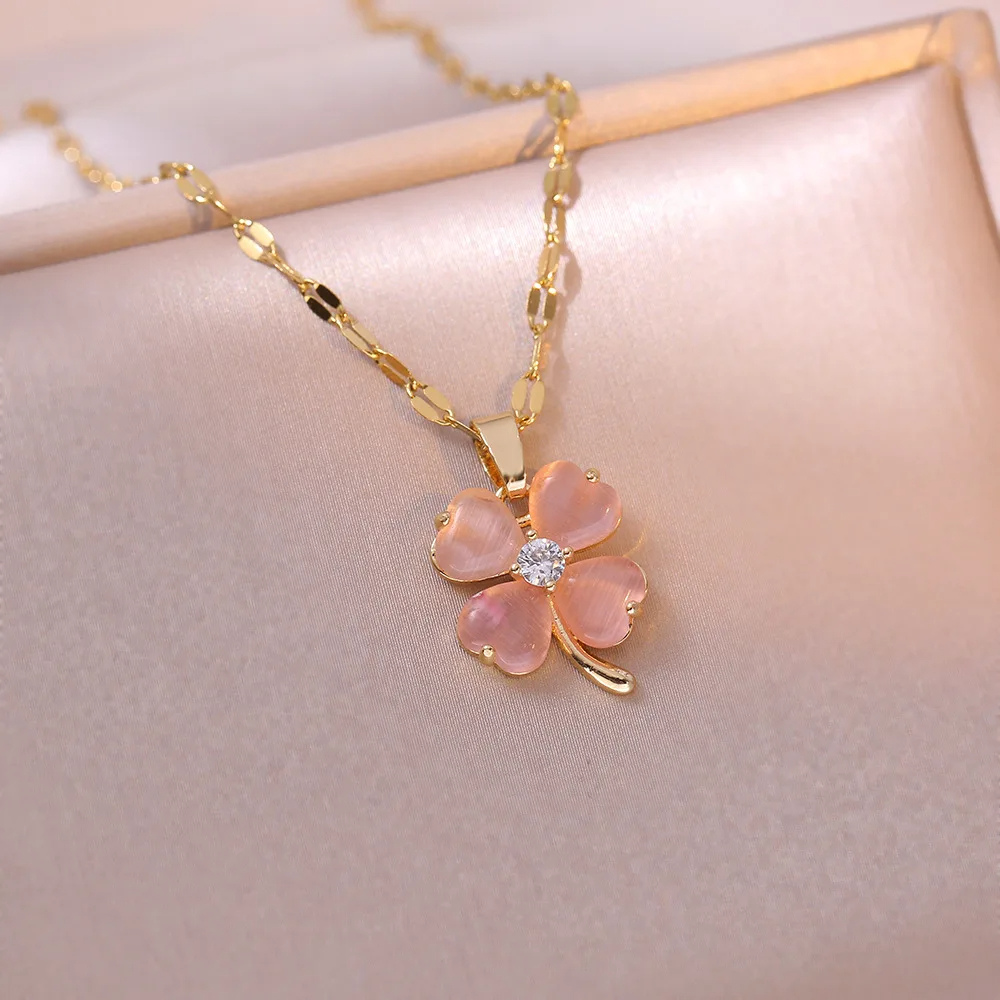 Color Clover Necklace