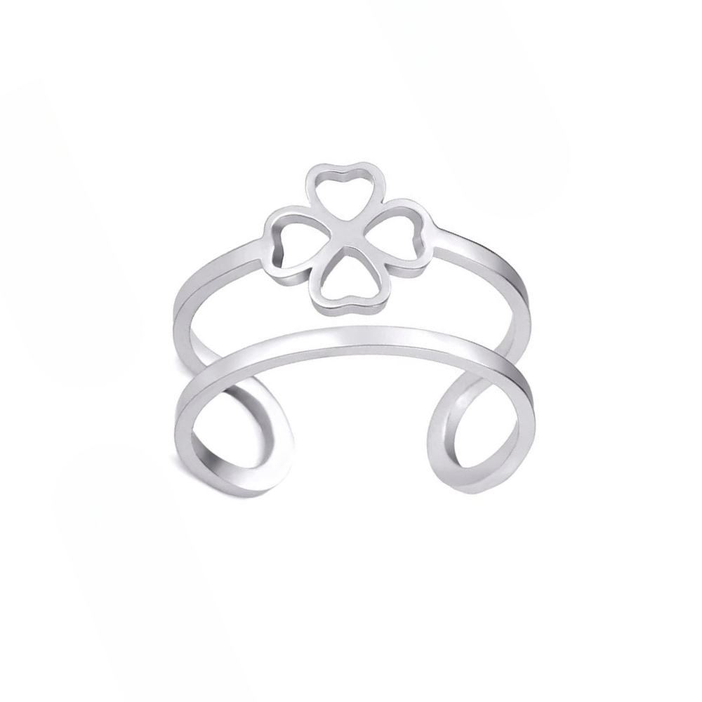 Double Clover Ring