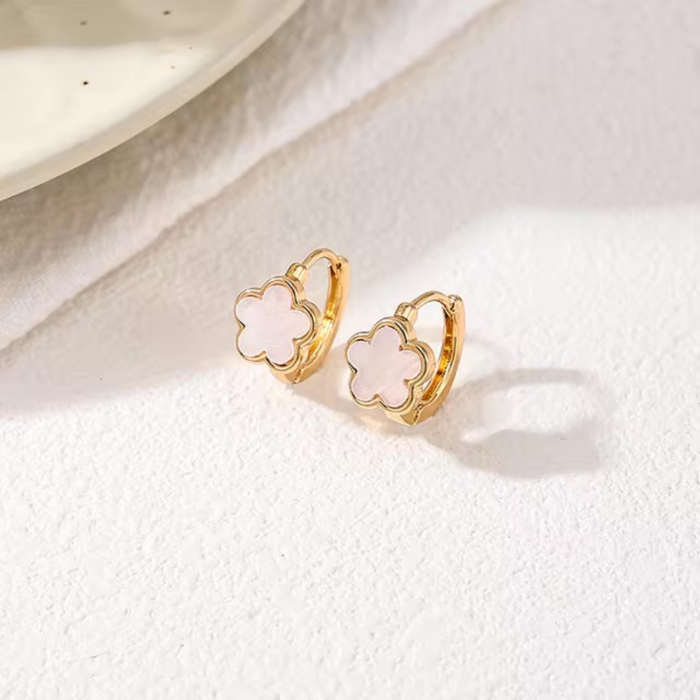 Elegant Clover Earrings