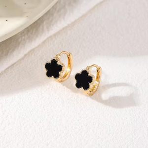 Elegant Clover Earrings
