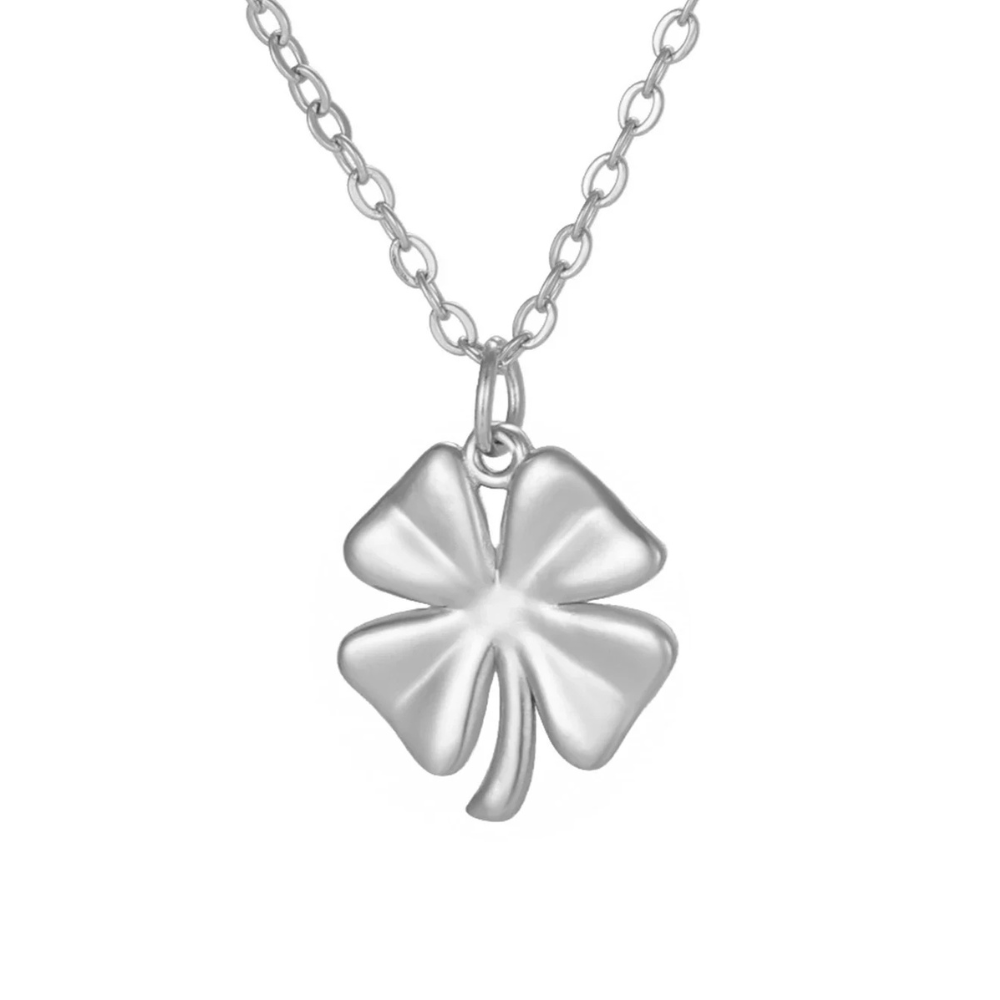 Elegant Clover Necklace