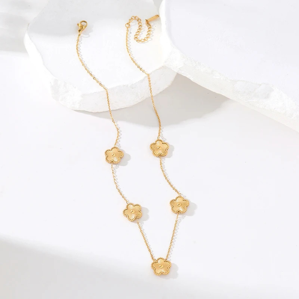 Five Clover Gold Necklace
