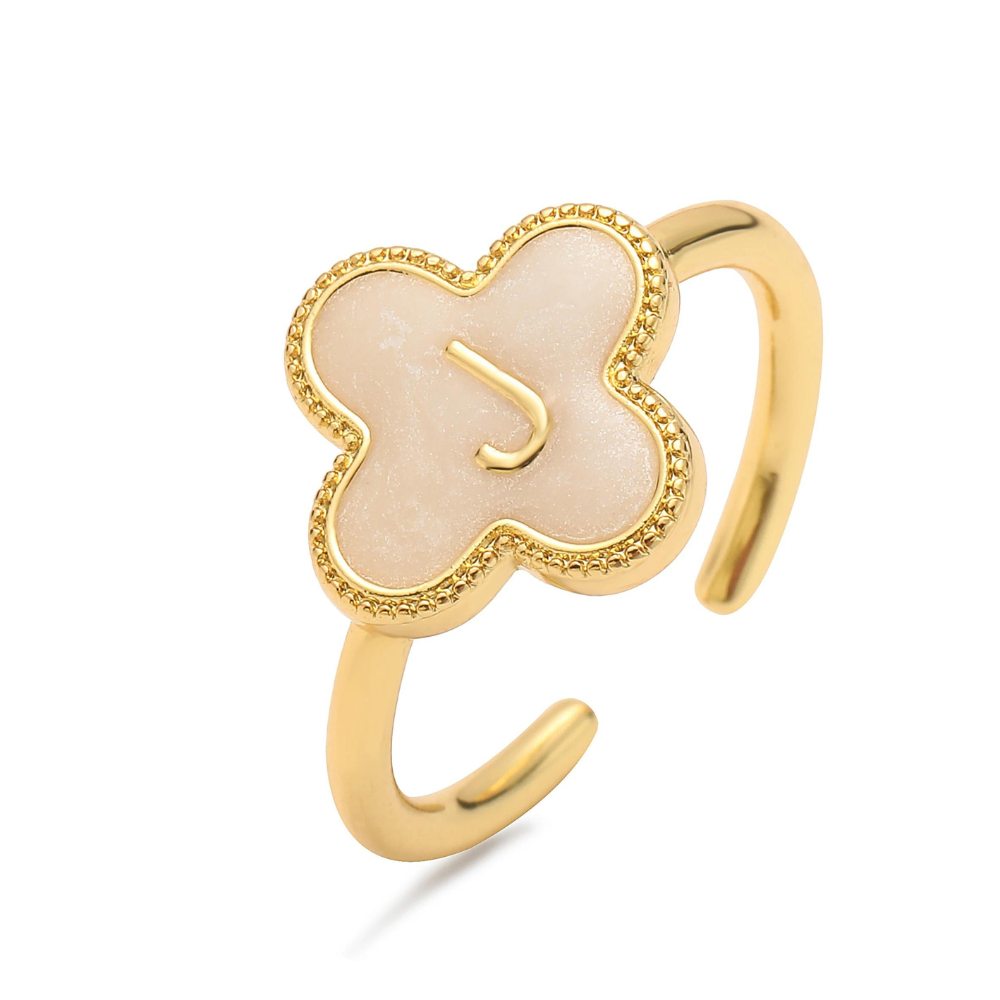 Initial Clover Ring