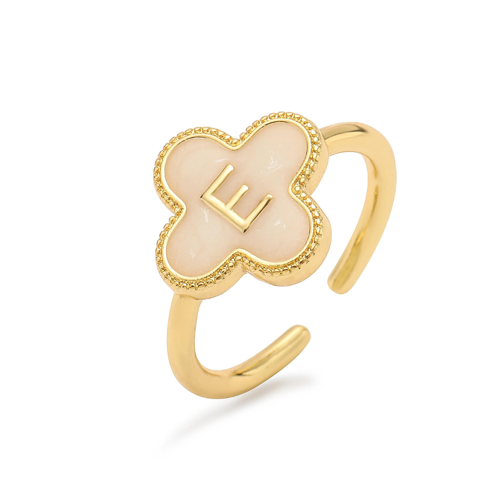 Initial Clover Ring