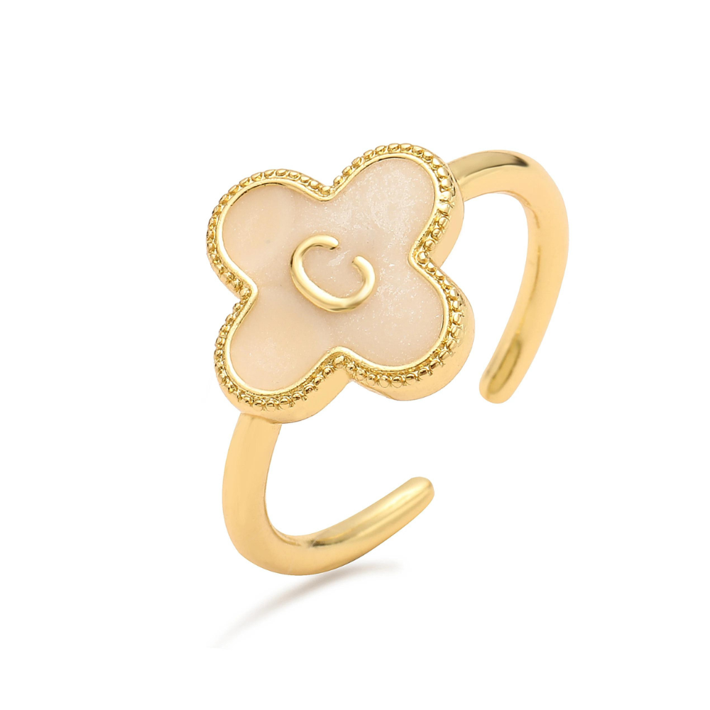 Initial Clover Ring