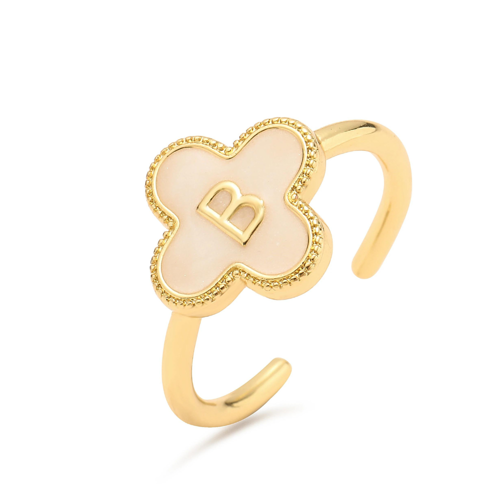 Initial Clover Ring