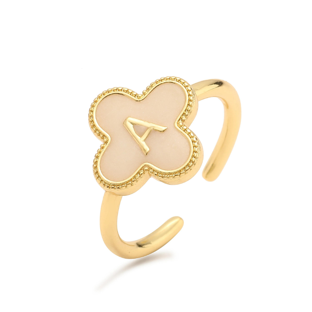 Initial Clover Ring
