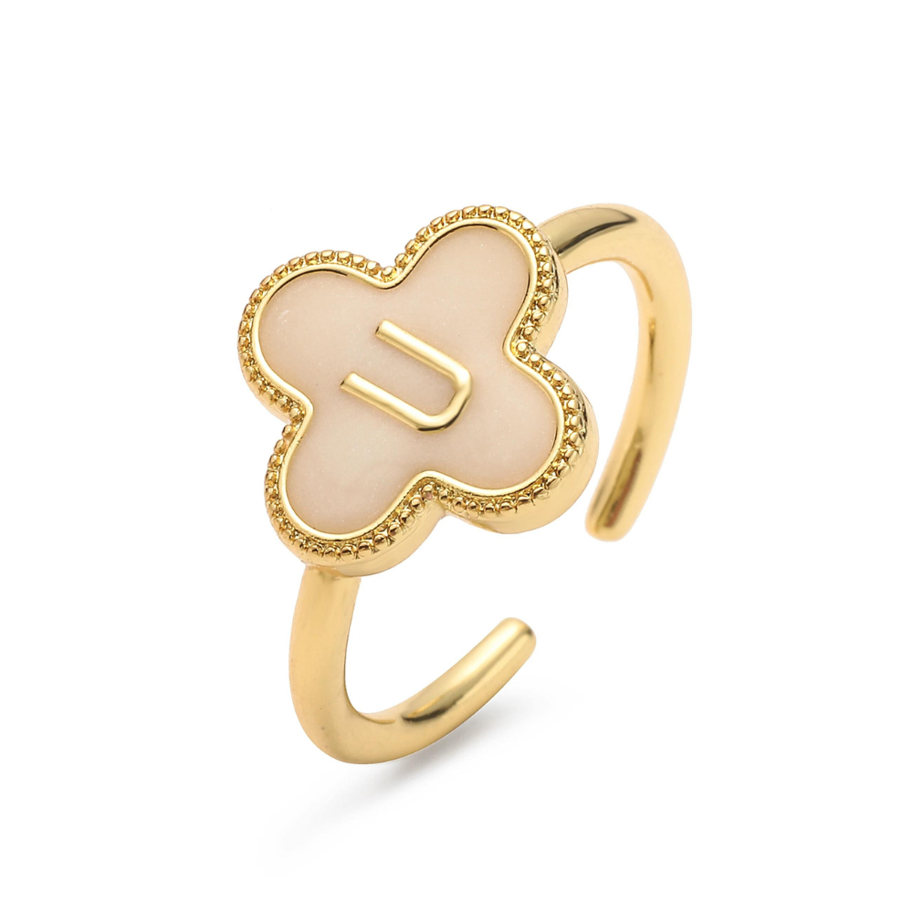 Initial Clover Ring
