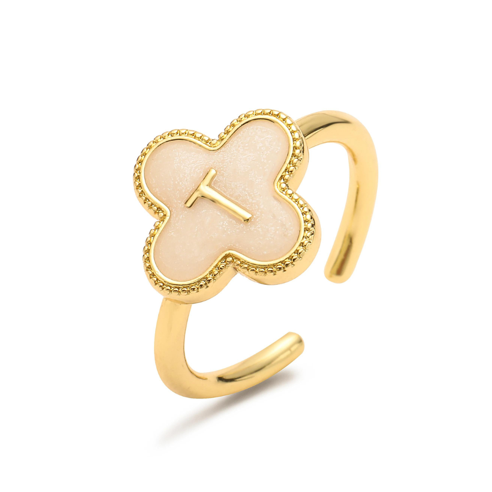 Initial Clover Ring
