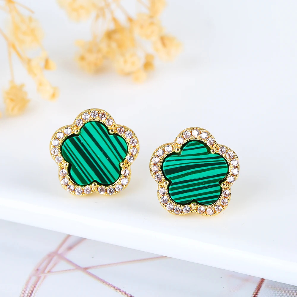 Lili Clover Earrings