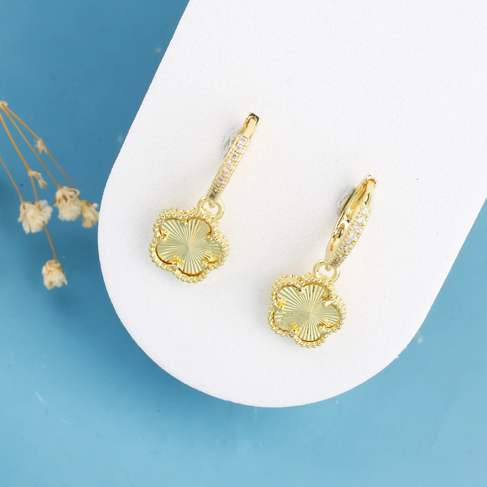 Lisa Clover Earrings