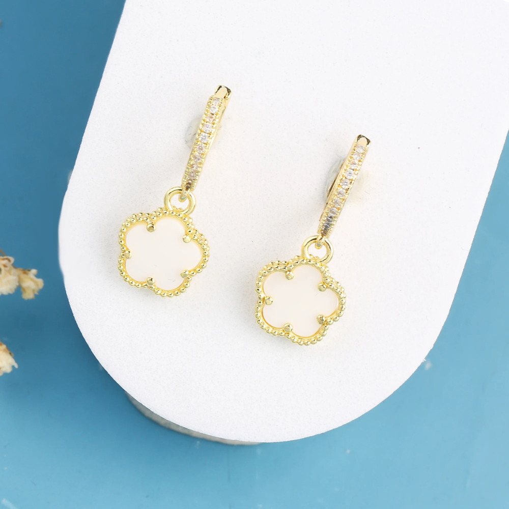 Lisa Clover Earrings
