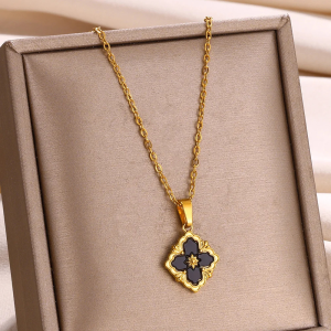 Luxury 4 Leaf Clover Necklace