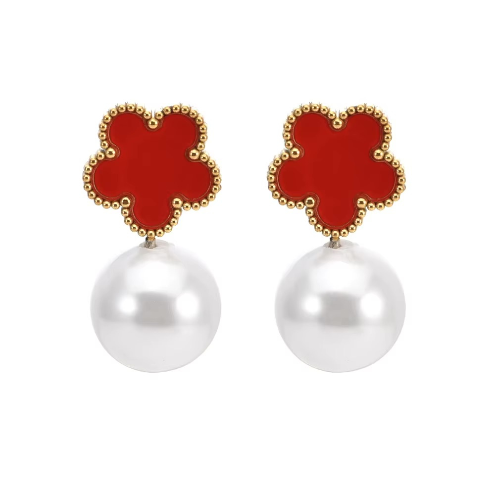 Pearl Clover Earrings