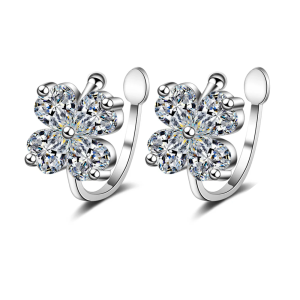 Silver Clover Earring