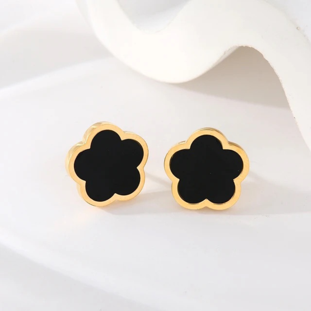 Simple Clover Earrings