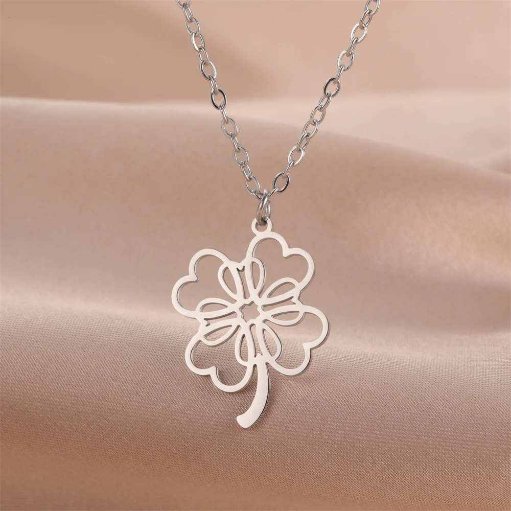 Necklace with a Clover - Image 5