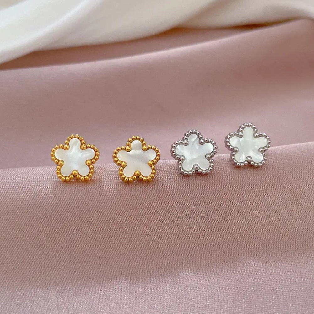 White Clover Earring - Image 5