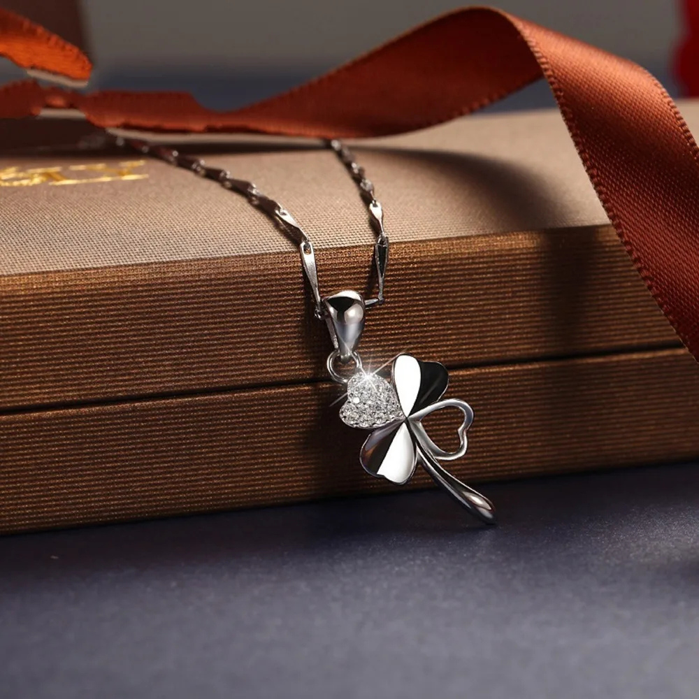 Brilliant Clover Necklace - Image 2