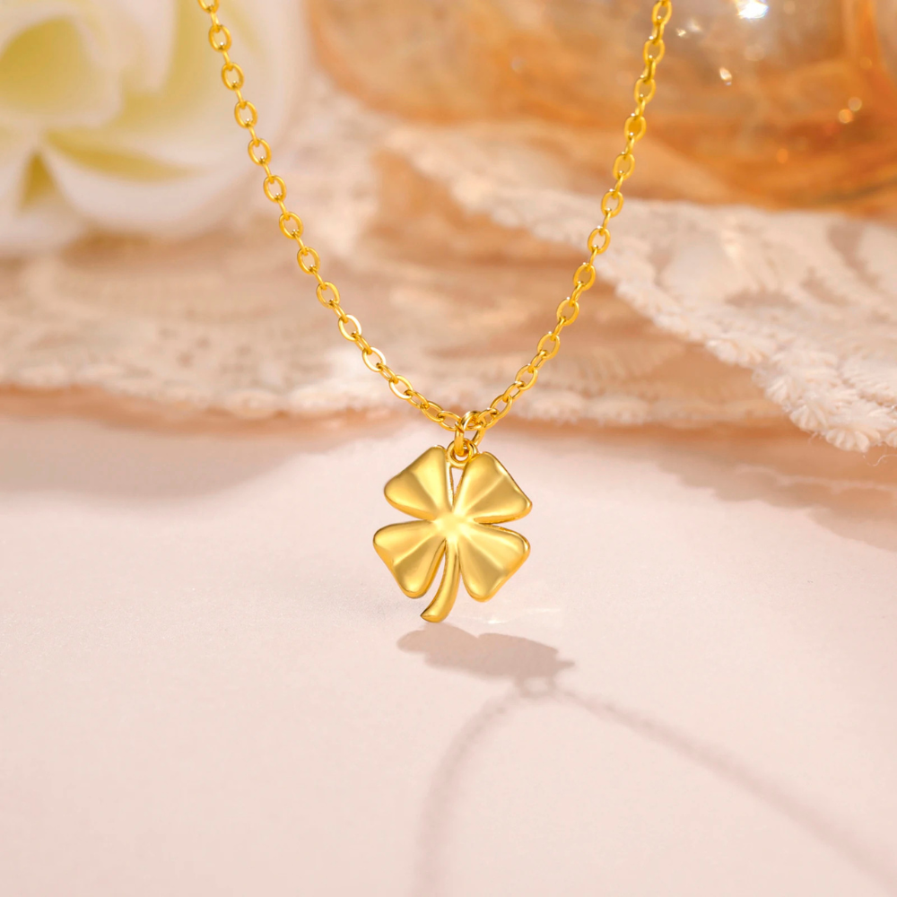 Elegant Clover Necklace - Image 6