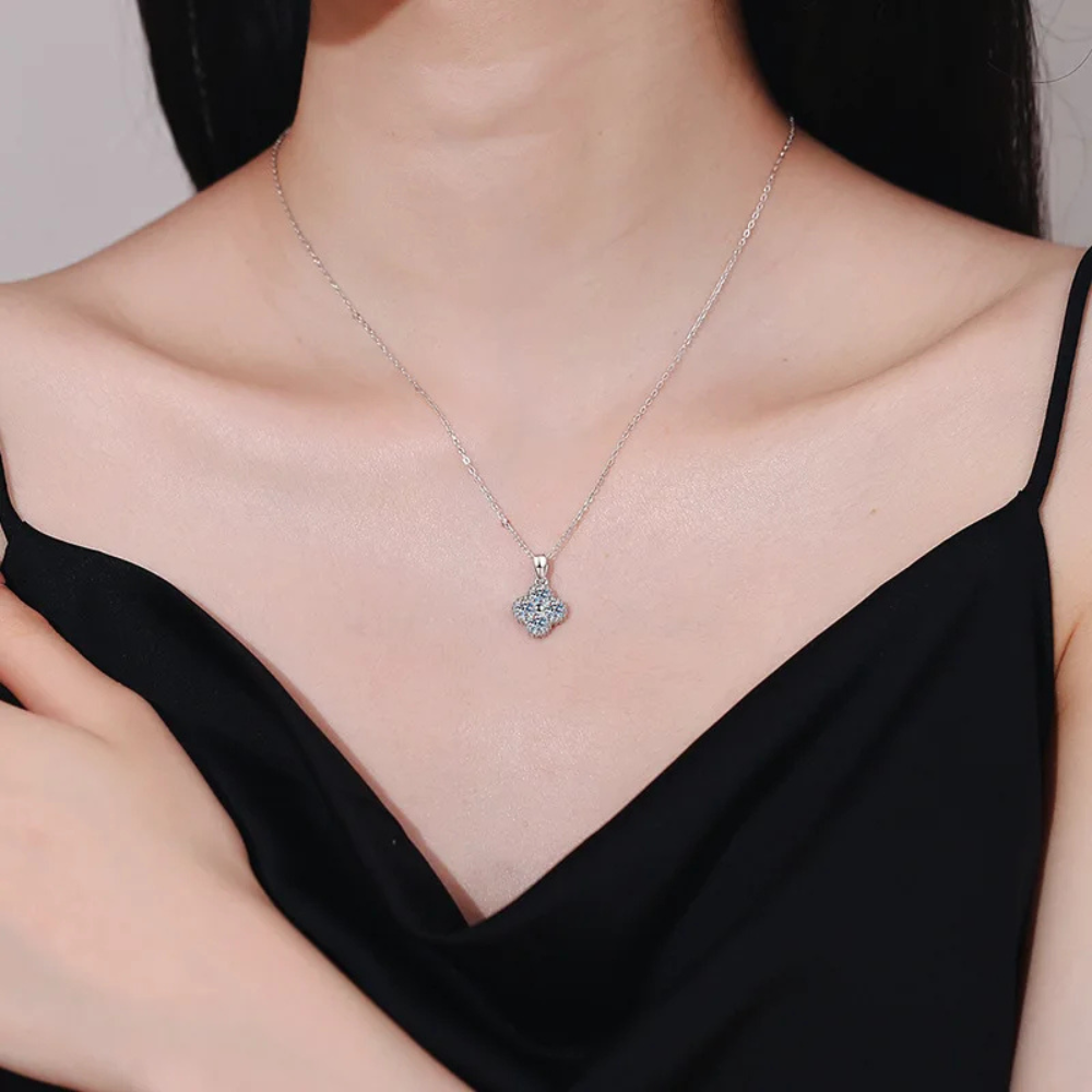 Sparkling Clover Necklace - Image 4