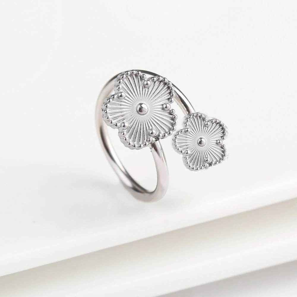 Clover Flower Ring - Image 10