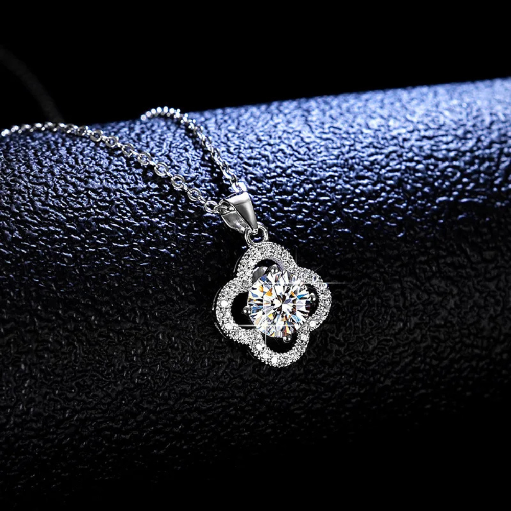 Clover and Solitaire Necklace - Image 3