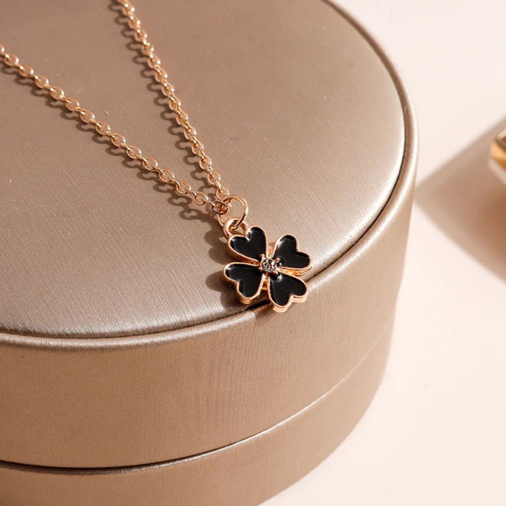Rose Gold and Black Clover Necklace - Image 3