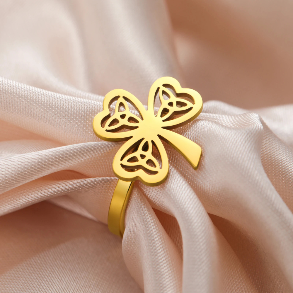Celtic Clover Ring - Image 6